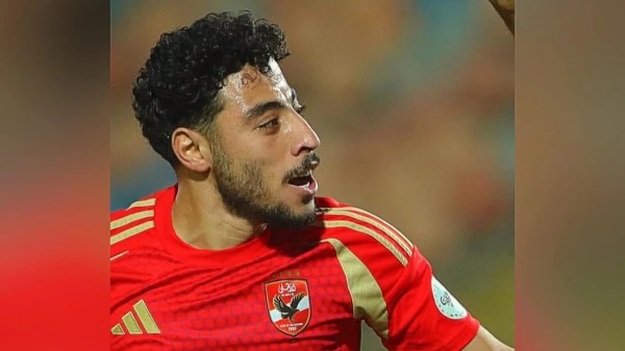 أمير هشام: الأهلي يسعى لضم أكرم توفيق مرة أخرى